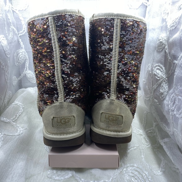 UGG Classic Sequin Fur Lined Boot Size 7 - Picture 3 of 5